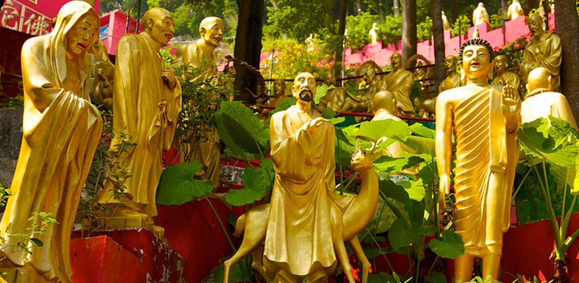 Ten Thousand Buddhas Monastery